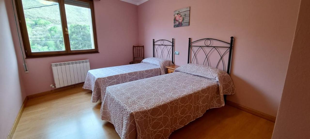 Llanes-Llumedian Villa Eksteriør bilde